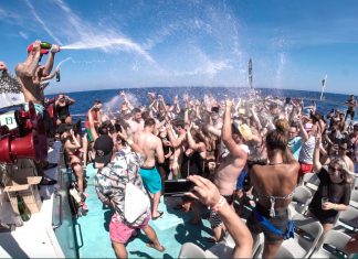 Distractie maxima! Ibiza