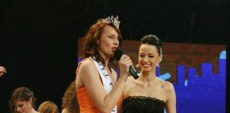 Miss Fata de la Tara, asaltata de fotbalisti!