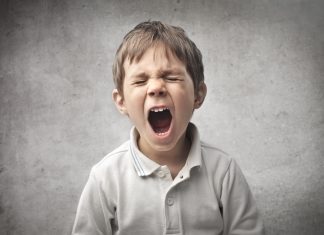 Cum gestionezi crizele de furie ale copilului