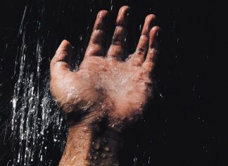 Ai folosit gresit deodorantul toata viata?