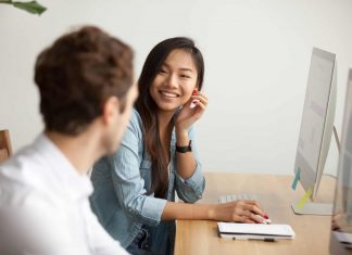 Cum incep relatiile de dragoste la birou si de ce se intampla?