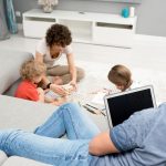 Parintii supusi de teama de singuratate