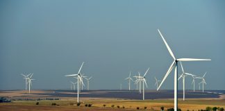 Proiect de 18 miliarde de lire sterline pentru a lega Marea Britanie de ferma eoliana si solara din Sahara amanat cu un an