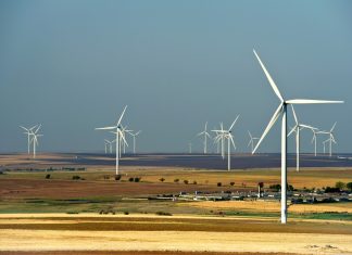 Proiect de 18 miliarde de lire sterline pentru a lega Marea Britanie de ferma eoliana si solara din Sahara amanat cu un an